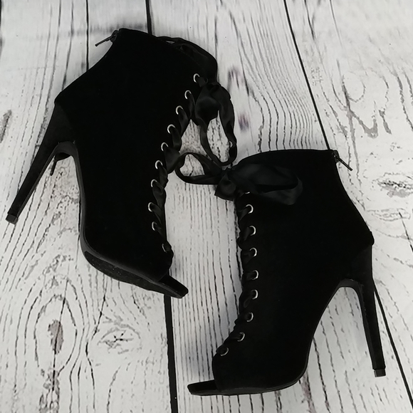 JustFab Shoes - Just Fab Black High Heel Ribbon Peep Toe Booties